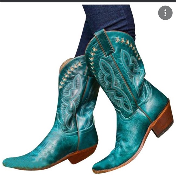 Shoes - Justin Turquoise cowgirl boots